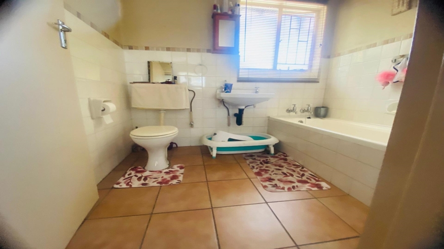 3 Bedroom Property for Sale in Sasolburg Ext 11 Free State